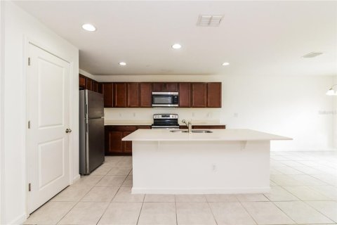 House in Winter Haven, Florida 4 bedrooms, 162.21 sq.m. № 1876037 - photo 7