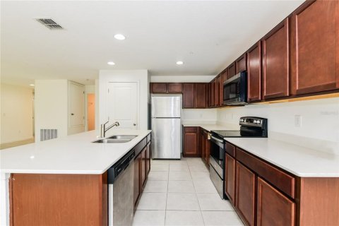 House in Winter Haven, Florida 4 bedrooms, 162.21 sq.m. № 1876037 - photo 6