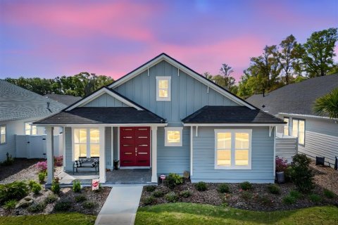 House in Newberry, Florida 3 bedrooms, 195.37 sq.m. № 2390995