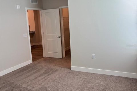 Снять в аренду квартиру в Маунт-Дора, Флорида 5 комнат, 121.24м2, № 1908072 - фото 10