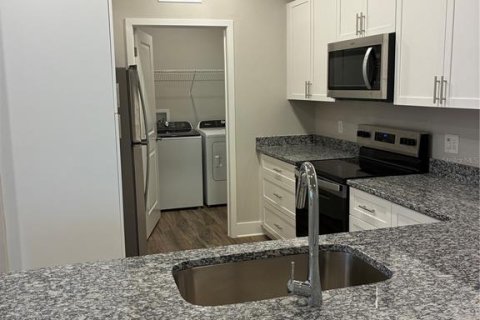 Снять в аренду квартиру в Маунт-Дора, Флорида 5 комнат, 121.24м2, № 1908072 - фото 7