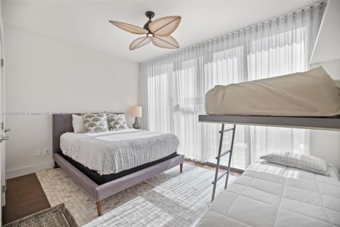 Condominio en venta en Miami Beach, Florida, 2 dormitorios, 118.91 m2 № 2034523 - foto 17