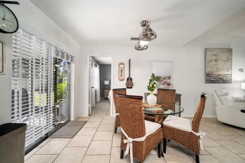 Casa en venta en Riverview, Florida, 3 dormitorios, 110.18 m2 № 2112218 - foto 21
