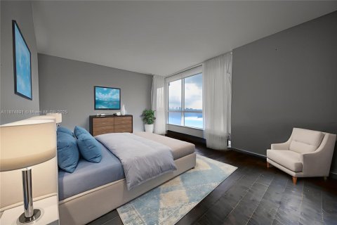 Купить кондоминиум в Норт-Бей-Виллидж, Флорида 2 спальни, 98.57м2, № 1978739 - фото 3