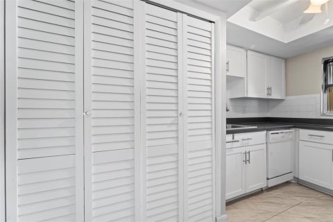 Condominio en venta en Indian Rocks Beach, Florida, 2 dormitorios, 96.62 m2 № 2091904 - foto 26