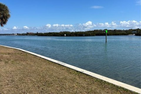 Condominio en venta en Indian Rocks Beach, Florida, 2 dormitorios, 96.62 m2 № 2091904 - foto 8