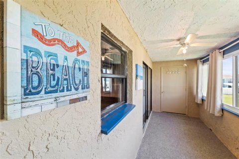 Condominio en venta en Indian Rocks Beach, Florida, 2 dormitorios, 96.62 m2 № 2091904 - foto 27