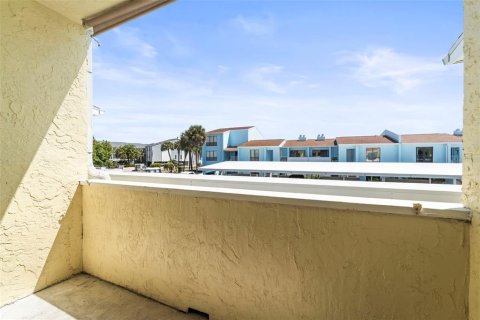 Condominio en venta en Indian Rocks Beach, Florida, 2 dormitorios, 96.62 m2 № 2091904 - foto 3
