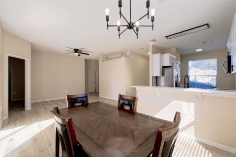 Villa ou maison à louer à Eustis, Floride: 3 chambres, 112.97 m2 № 2437299 - photo 9