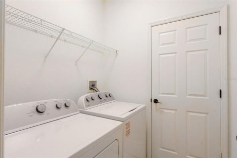 Villa ou maison à louer à Eustis, Floride: 3 chambres, 112.97 m2 № 2437299 - photo 15