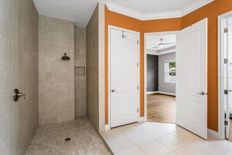 Casa en venta en Orlando, Florida, 4 dormitorios, 192.96 m2 № 2384431 - foto 16