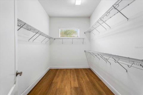 Casa en venta en Orlando, Florida, 4 dormitorios, 192.96 m2 № 2384431 - foto 17
