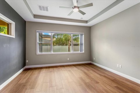 Casa en venta en Orlando, Florida, 4 dormitorios, 192.96 m2 № 2384431 - foto 12