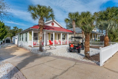 House in Destin, Florida 5 bedrooms, 167.6 sq.m. № 558683 - photo 1