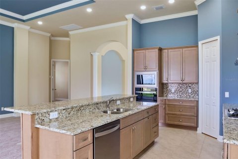 House in Hernando, Florida 3 bedrooms, 211.91 sq.m. № 1911304 - photo 12