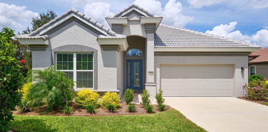 House in Hernando, Florida 3 bedrooms, 211.91 sq.m. № 1911304