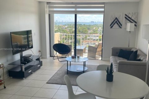 Apartamento en North Miami, Florida 1 dormitorio № 1982897