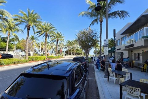 Propiedad comercial en venta en Pompano Beach, Florida № 1974734 - foto 22