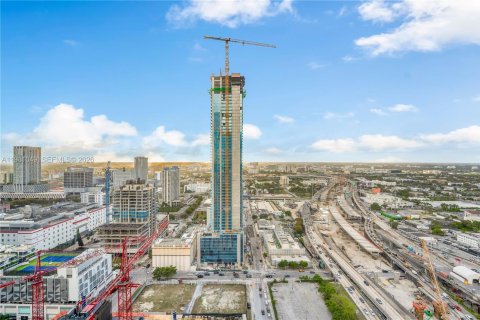 Copropriété à louer à Miami, Floride: 2 chambres, 104.33 m2 № 2079969 - photo 27