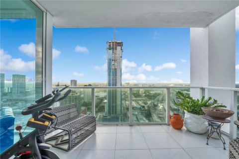 Copropriété à louer à Miami, Floride: 2 chambres, 104.33 m2 № 2079969 - photo 24