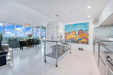 Copropriété à louer à Miami, Floride: 2 chambres, 104.33 m2 № 2079969 - photo 12