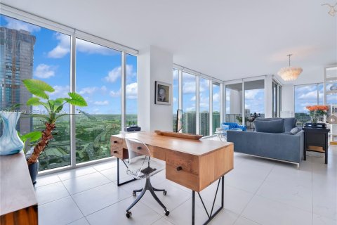 Copropriété à louer à Miami, Floride: 2 chambres, 104.33 m2 № 2079969 - photo 5