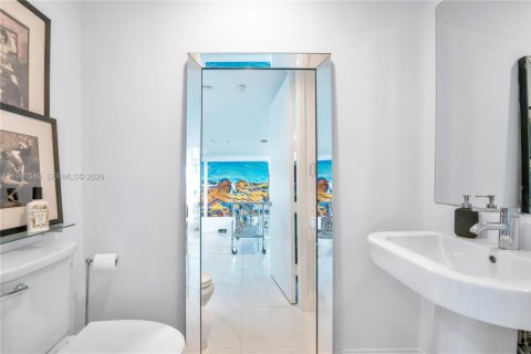 Copropriété à louer à Miami, Floride: 2 chambres, 104.33 m2 № 2079969 - photo 19