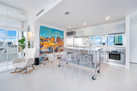 Copropriété à louer à Miami, Floride: 2 chambres, 104.33 m2 № 2079969 - photo 8
