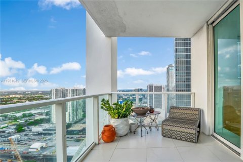 Copropriété à louer à Miami, Floride: 2 chambres, 104.33 m2 № 2079969 - photo 23