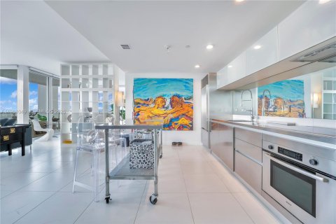 Copropriété à louer à Miami, Floride: 2 chambres, 104.33 m2 № 2079969 - photo 9