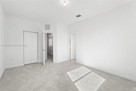 Adosado en venta en Homestead, Florida, 3 dormitorios, 156.26 m2 № 2044138 - foto 28