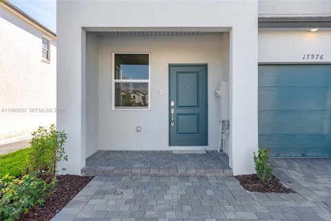 Adosado en venta en Homestead, Florida, 3 dormitorios, 156.26 m2 № 2044138 - foto 13