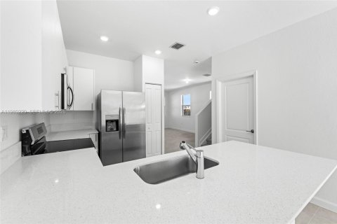 Adosado en venta en Homestead, Florida, 3 dormitorios, 156.26 m2 № 2044138 - foto 20