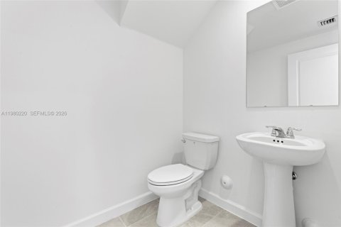 Adosado en venta en Homestead, Florida, 3 dormitorios, 156.26 m2 № 2044138 - foto 17