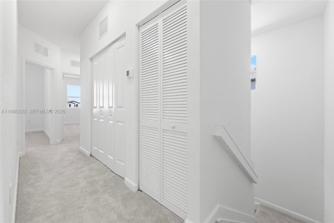 Adosado en venta en Homestead, Florida, 3 dormitorios, 156.26 m2 № 2044138 - foto 26