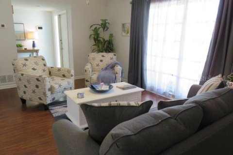 Villa ou maison à louer à Bradenton, Floride: 3 chambres, 159.7 m2 № 1673552 - photo 10
