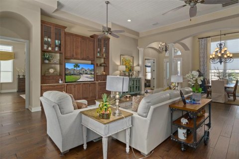 House in Hernando, Florida 4 bedrooms, 283.54 sq.m. № 1304221 - photo 4