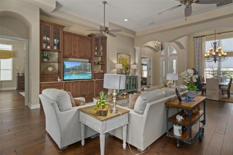 House in Hernando, Florida 4 bedrooms, 283.54 sq.m. № 1304221 - photo 3