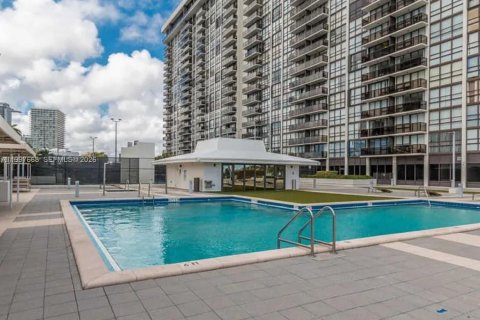 Condo in Miami, Florida, 2 bedrooms  № 2186074 - photo 20