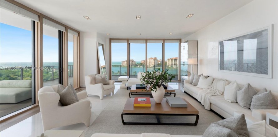 Кондоминиум с 4 спальнями в Майами-Бич, Флорида № 2047529