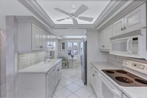 Condominio en venta en Sarasota, Florida, 2 dormitorios, 122.26 m2 № 1556750 - foto 28