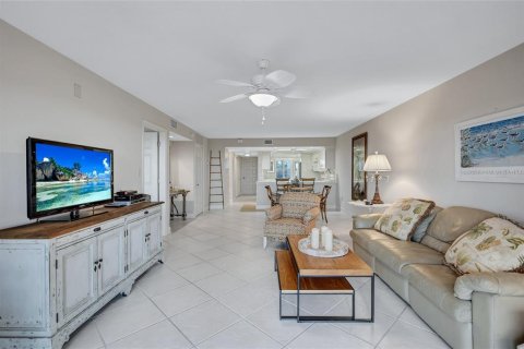 Condominio en venta en Sarasota, Florida, 2 dormitorios, 122.26 m2 № 1556750 - foto 18