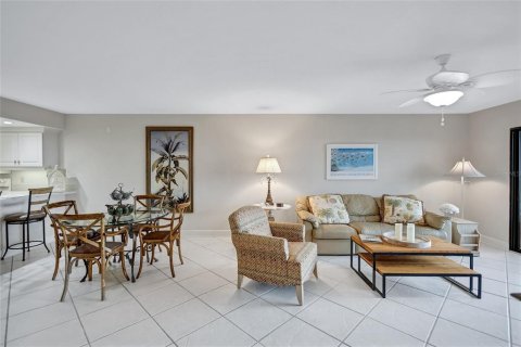 Condominio en venta en Sarasota, Florida, 2 dormitorios, 122.26 m2 № 1556750 - foto 17
