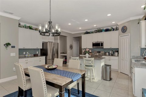 House in Port Charlotte, Florida 3 bedrooms, 184.69 sq.m. № 1856136 - photo 16