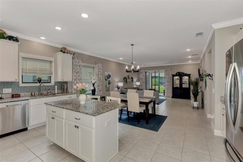 House in Port Charlotte, Florida 3 bedrooms, 184.69 sq.m. № 1856136 - photo 8
