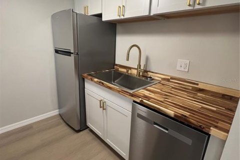 Copropriété à louer à Sarasota, Floride: 1 chambre, 68.65 m2 № 1657111 - photo 2