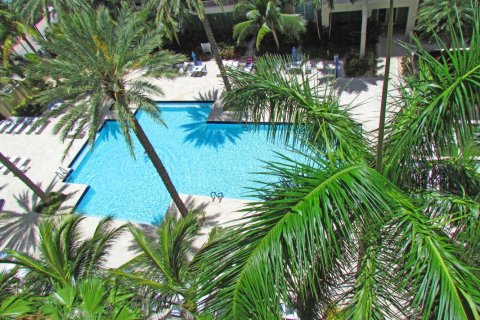 Condominio en alquiler en Boynton Beach, Florida, 2 dormitorios, 112.04 m2 № 950121 - foto 1