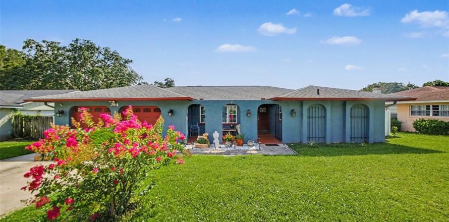Casa en Altamonte Springs, Florida 4 dormitorios, 180.51 m2 № 2238163