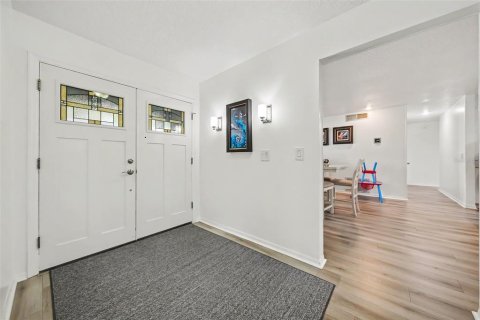 Casa en venta en Altamonte Springs, Florida, 4 dormitorios, 180.51 m2 № 2238163 - foto 3