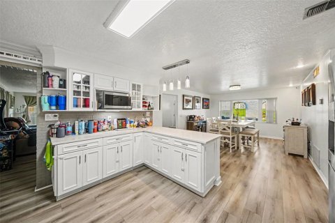 Casa en venta en Altamonte Springs, Florida, 4 dormitorios, 180.51 m2 № 2238163 - foto 14